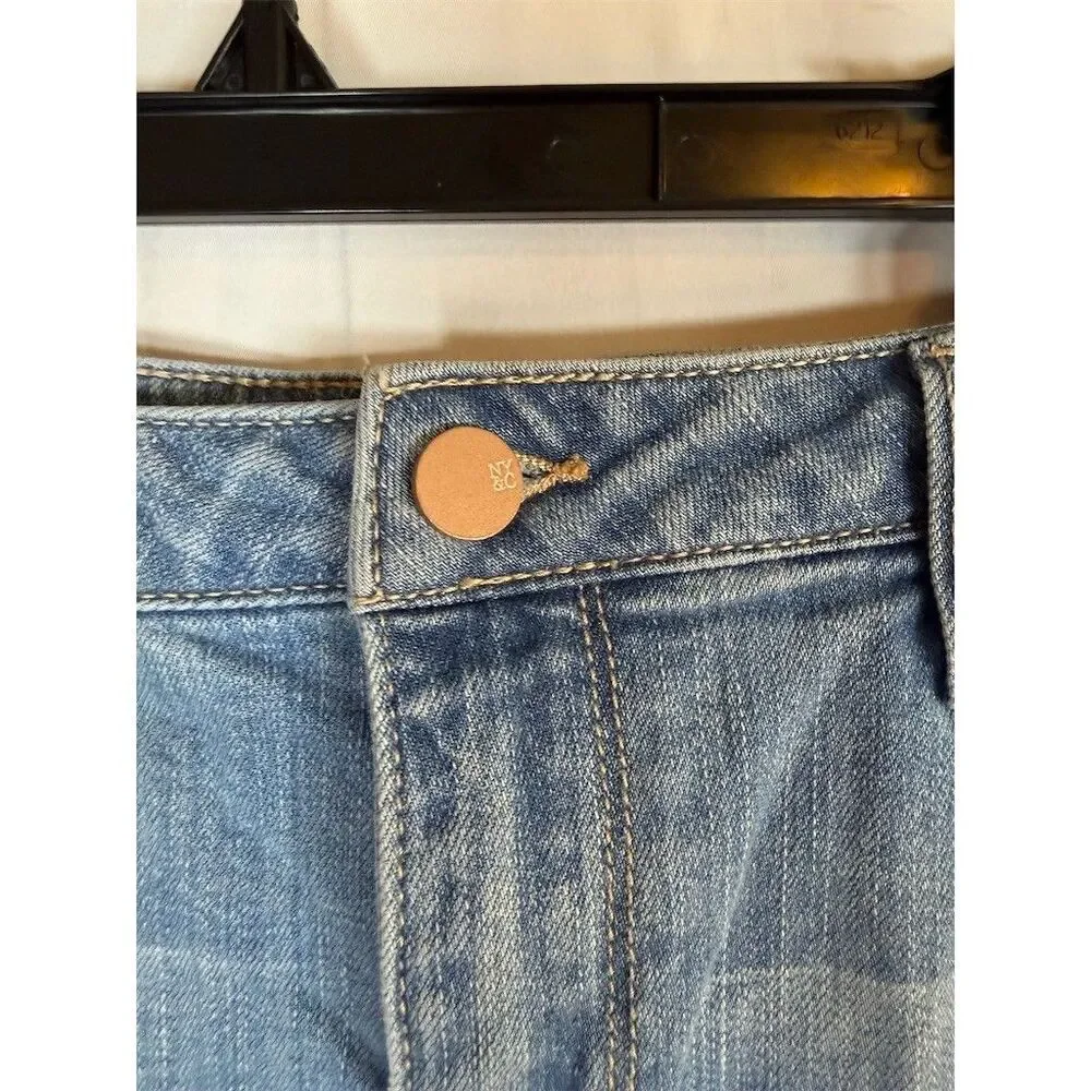 Soho Jeans Skirt Womens Size 8 Blue Light Wash Denim Mini Colorblock Hem - Picture 3 of 9